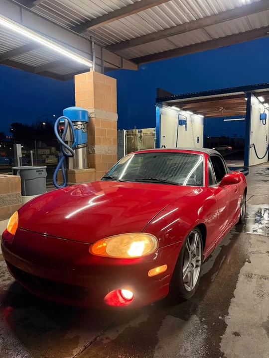 2004 Mazda NB MX-5 Miata - Image 3 of 12