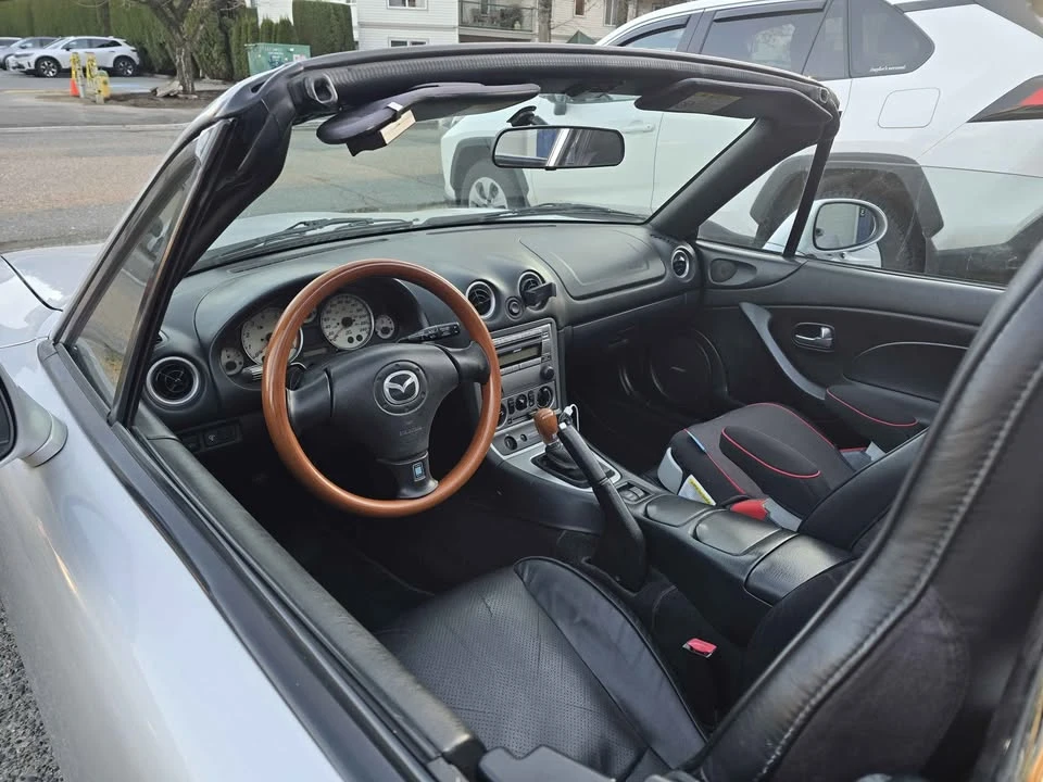2004 Mazda NB MX-5 Miata - Image 10 of 11
