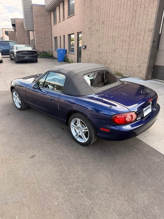2004 Mazda NB MX-5 Miata - Image 11 of 11