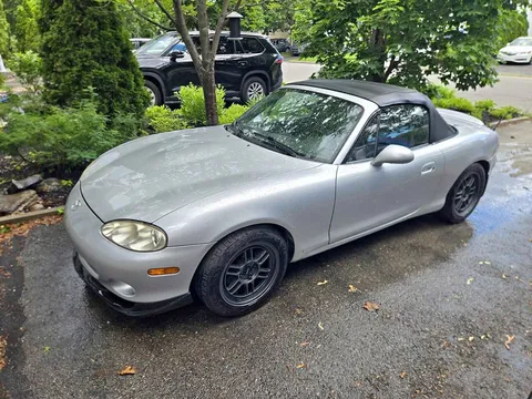 2004 Mazda MX-5
