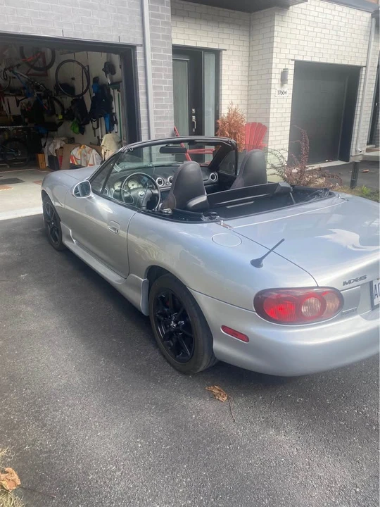 2004 Mazda NB MX-5 Miata - Image 2 of 8