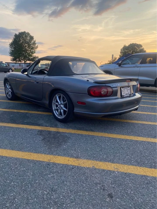 2004 Mazda NB MX-5 Miata - Image 4 of 6