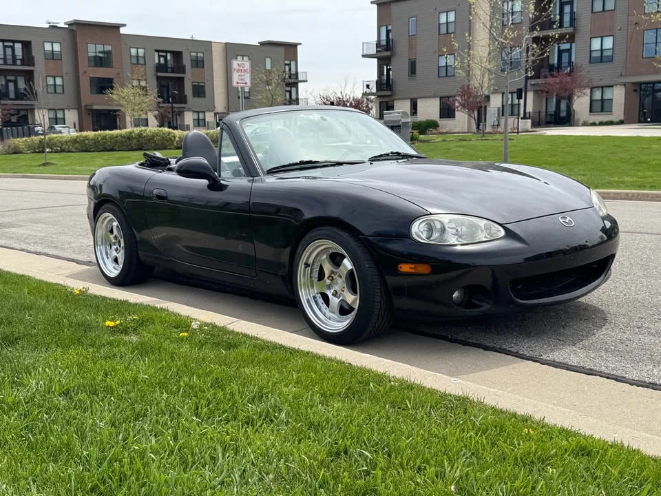 2004 Mazda NB MX-5 Miata - Image 3 of 11