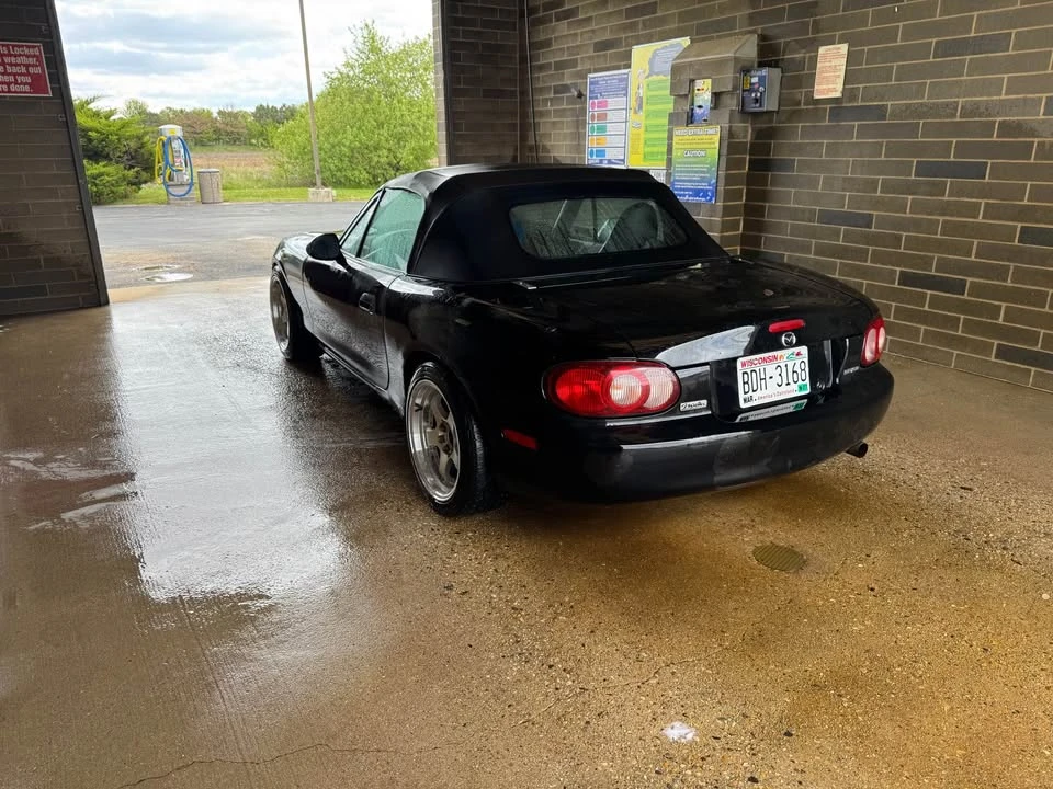 2004 Mazda NB MX-5 Miata - Image 9 of 11