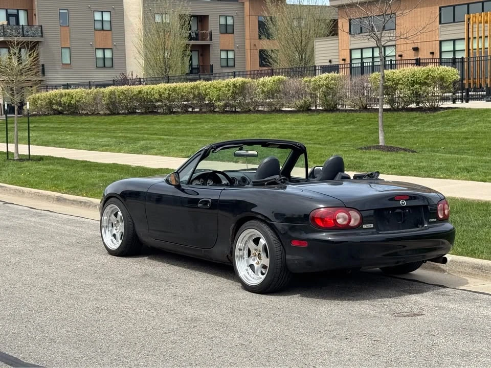 2004 Mazda NB MX-5 Miata - Image 2 of 11