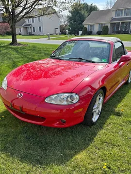 2004 Mazda MX-5 Sport Convertible 2D