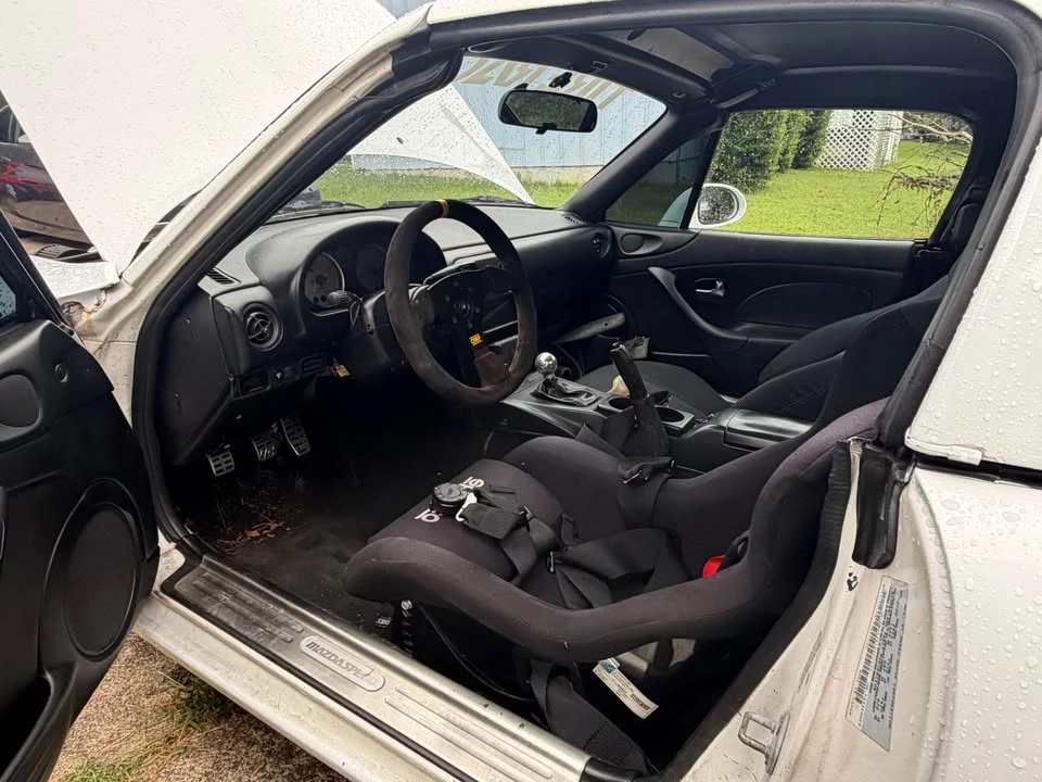 2004 Mazda NB MX-5 Miata - Image 13 of 16