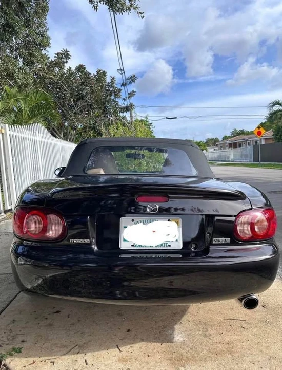 2004 Mazda NB MX-5 Miata - Image 3 of 9