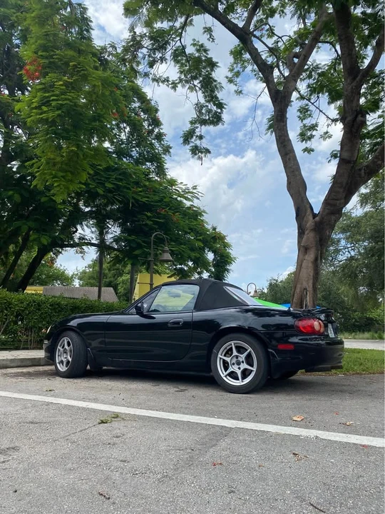 2004 Mazda NB MX-5 Miata - Image 8 of 9