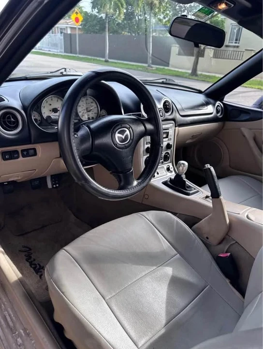2004 Mazda NB MX-5 Miata - Image 7 of 9