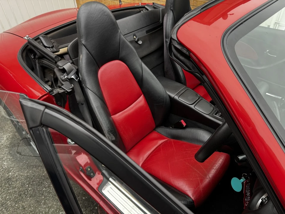 2004 Mazda NB MX-5 Miata - Image 8 of 30