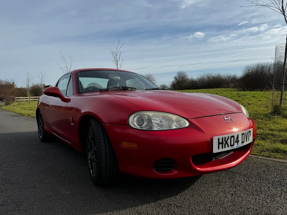2004 Mazda NB MX-5 Miata - Image 11 of 30