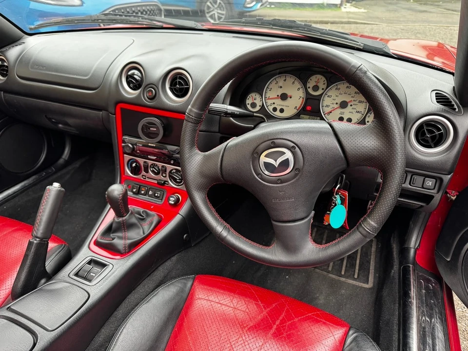 2004 Mazda NB MX-5 Miata - Image 7 of 30