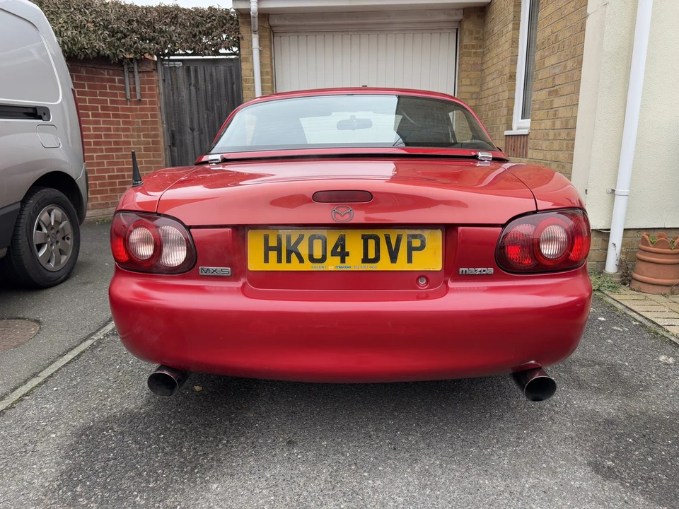 2004 Mazda NB MX-5 Miata - Image 23 of 30