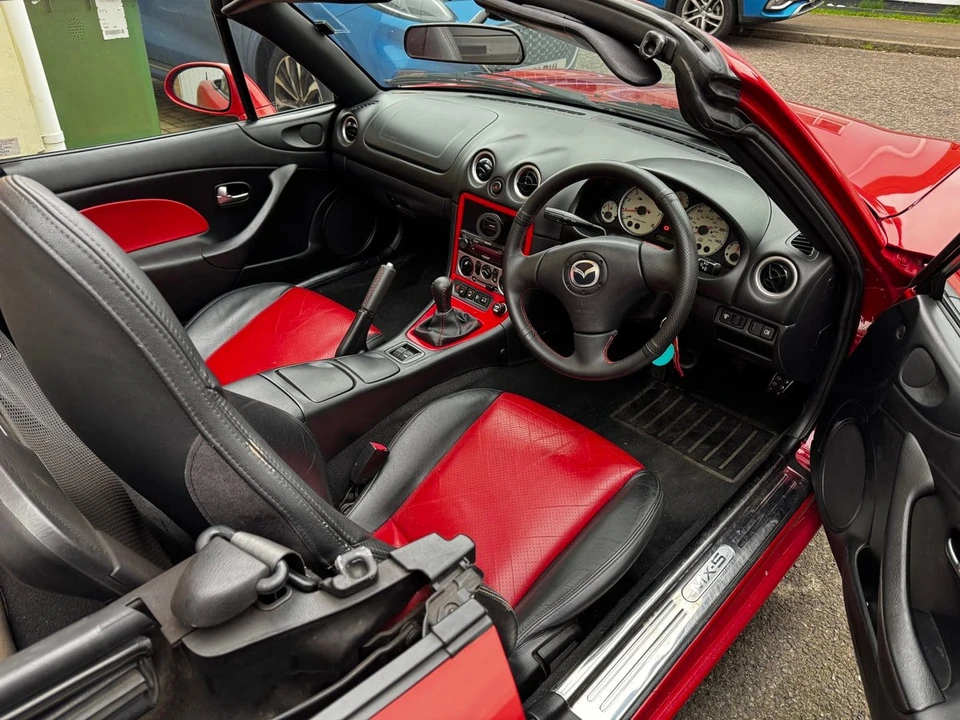 2004 Mazda NB MX-5 Miata - Image 30 of 30