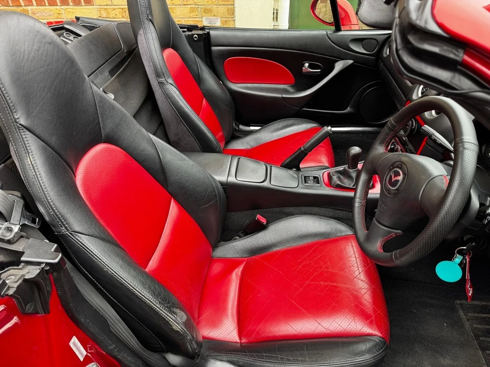 2004 Mazda NB MX-5 Miata - Image 29 of 30