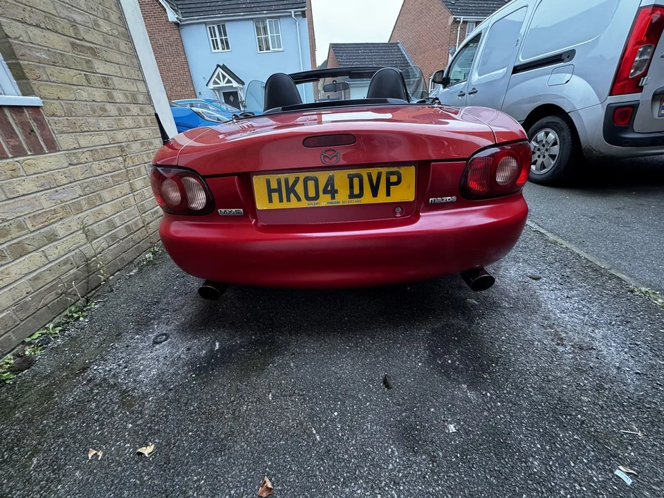 2004 Mazda NB MX-5 Miata - Image 22 of 30