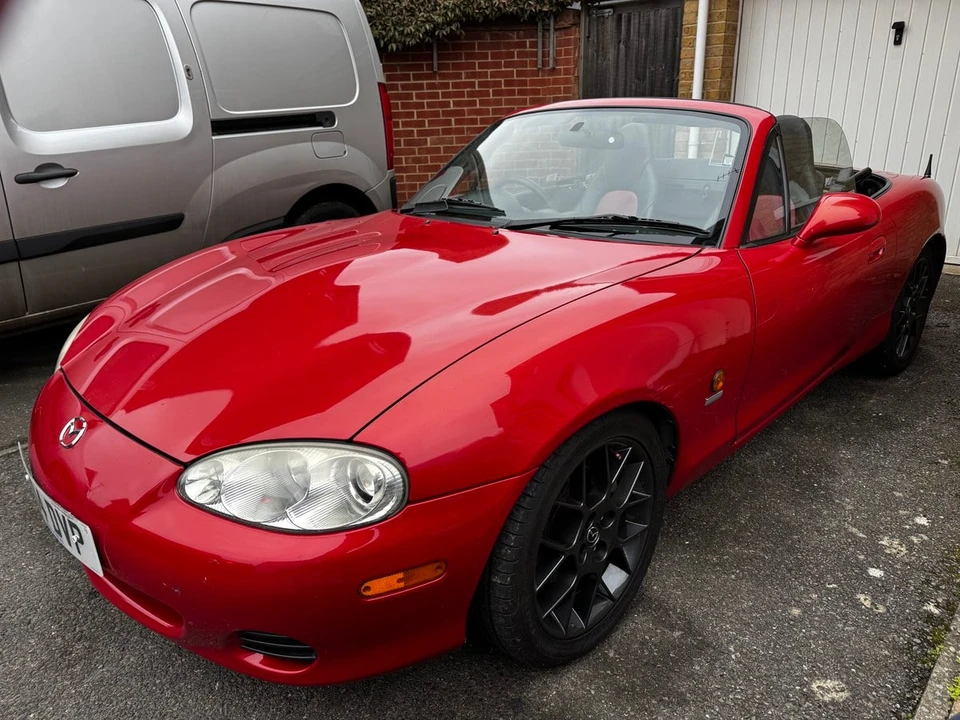 2004 Mazda NB MX-5 Miata - Image 18 of 30