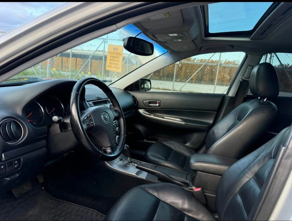 2004 Mazda Mazda 6 1st Gen - Image 5 of 13