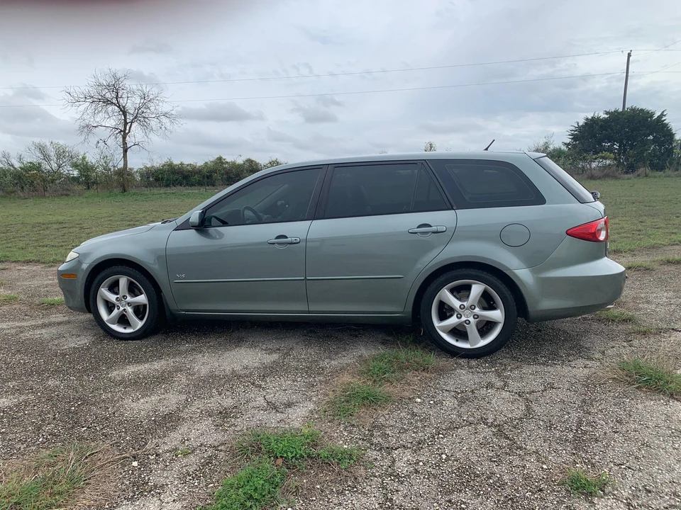2004 Mazda Mazda 6 1st Gen - Image 11 of 31