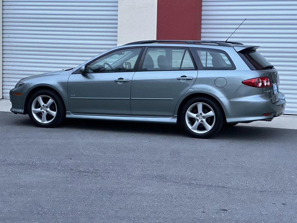2004 Mazda Mazda 6 1st Gen - Image 13 of 31