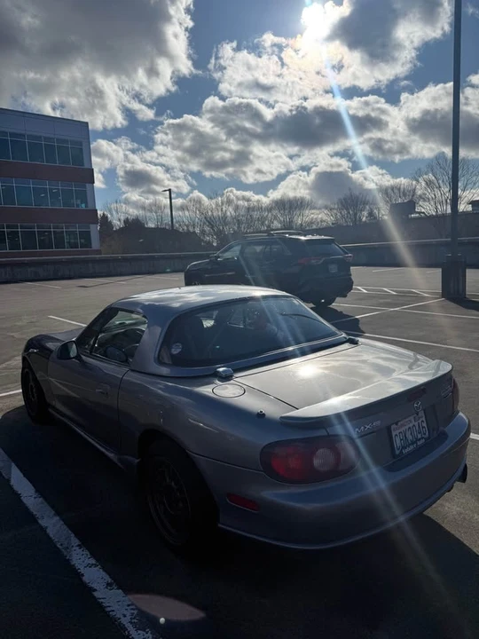 2004 Mazda NB Mazdaspeed MX-5 Miata - Image 6 of 10