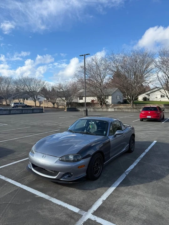 2004 Mazda NB Mazdaspeed MX-5 Miata - Image 8 of 10