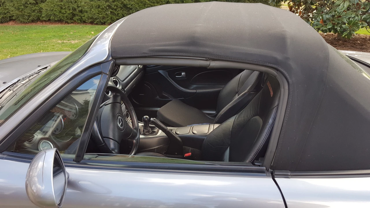 2004 Mazda NB Mazdaspeed MX-5 Miata - Image 17 of 31