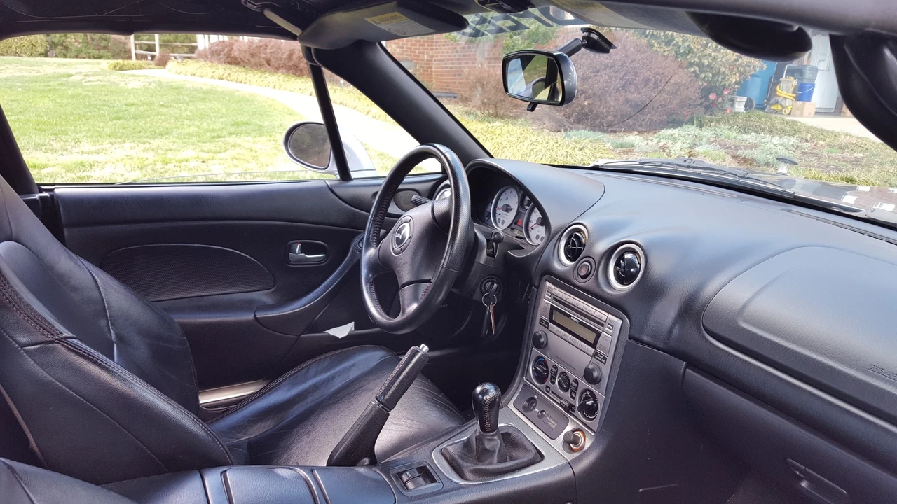 2004 Mazda NB Mazdaspeed MX-5 Miata - Image 24 of 31