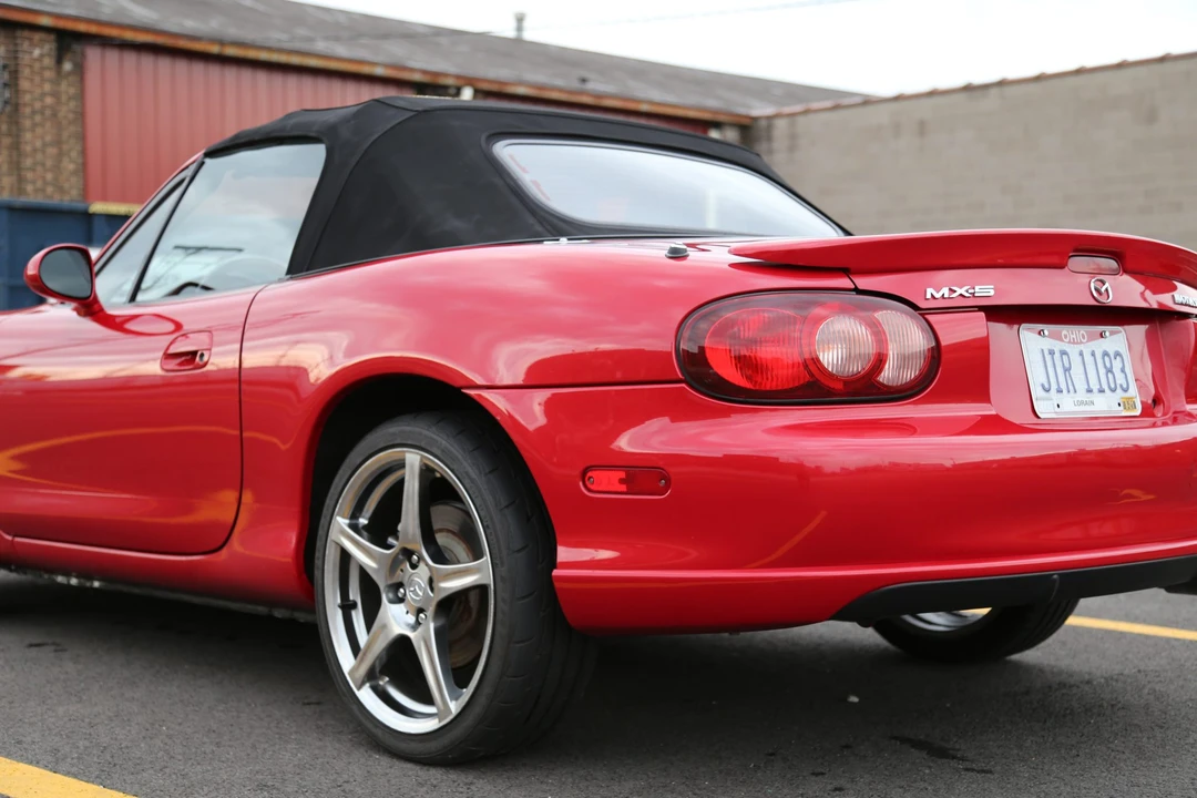 2004 Mazda NB Mazdaspeed MX-5 Miata - Image 18 of 31
