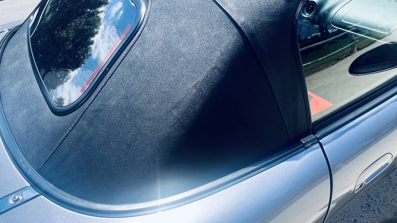 2004 Mazda NB Mazdaspeed MX-5 Miata - Image 21 of 31