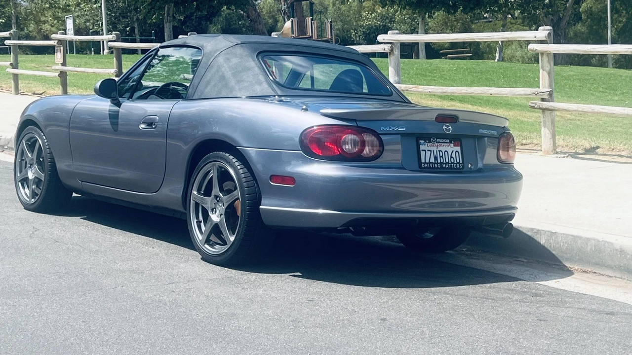 2004 Mazda NB Mazdaspeed MX-5 Miata - Image 16 of 31