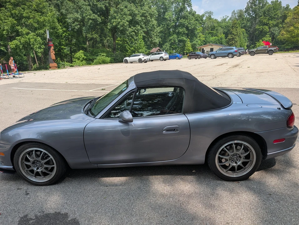 2004 Mazda NB Mazdaspeed MX-5 Miata - Image 13 of 31