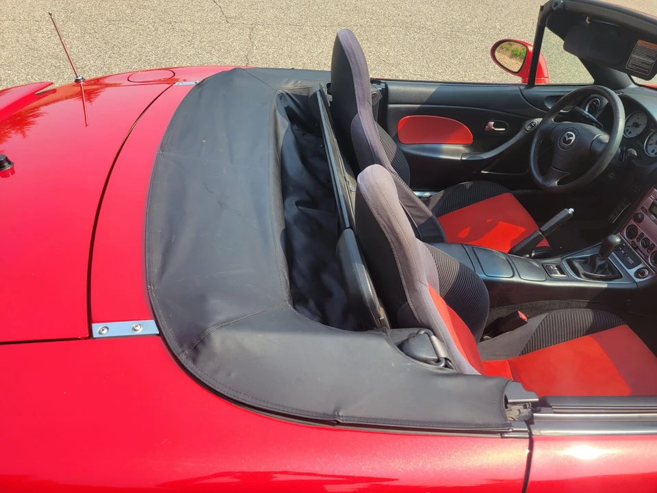 2004 Mazda NB Mazdaspeed MX-5 Miata - Image 17 of 31