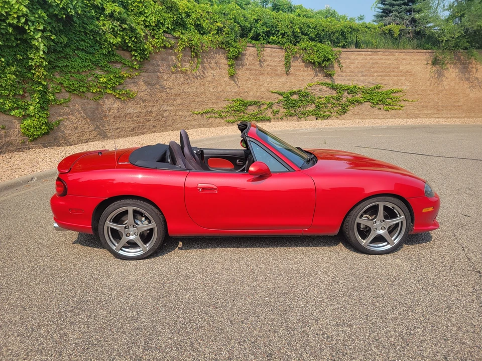 2004 Mazda NB Mazdaspeed MX-5 Miata - Image 8 of 31