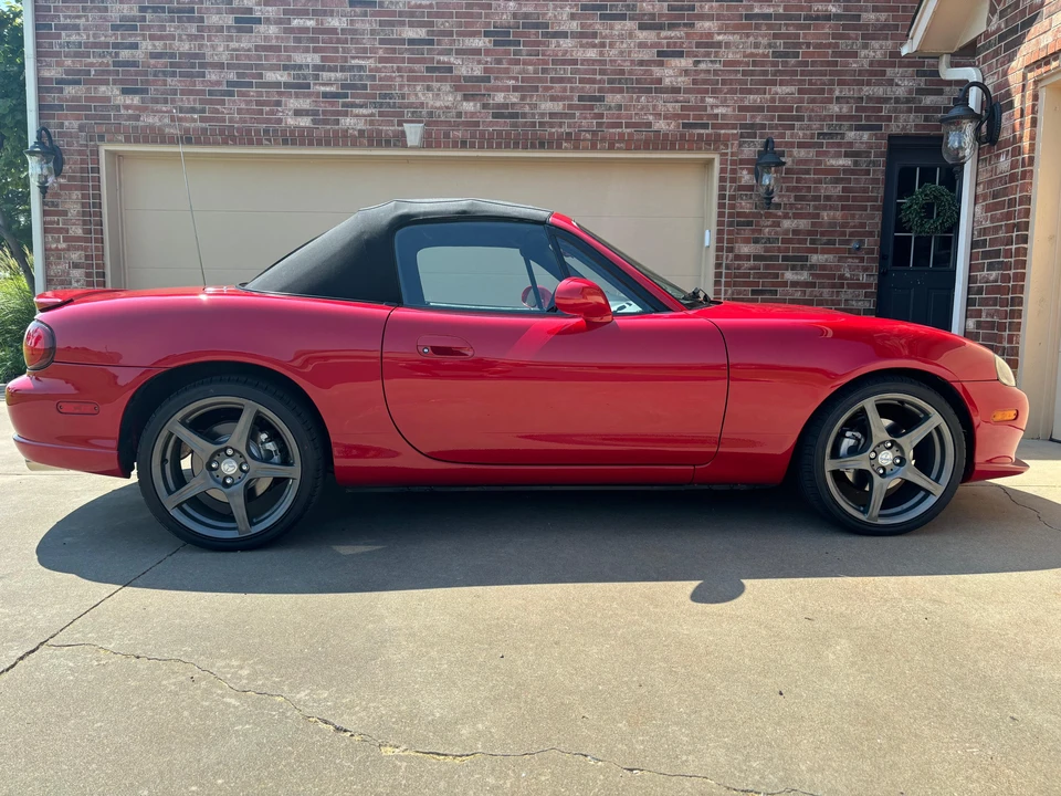 2004 Mazda NB Mazdaspeed MX-5 Miata - Image 14 of 31