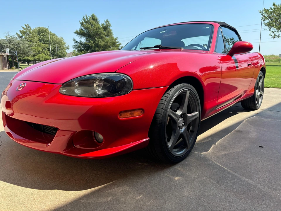 2004 Mazda NB Mazdaspeed MX-5 Miata - Image 12 of 31