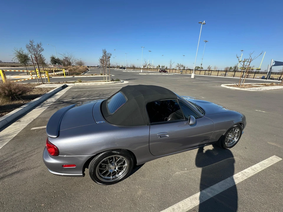 2004 Mazda NB Mazdaspeed MX-5 Miata - Image 17 of 31