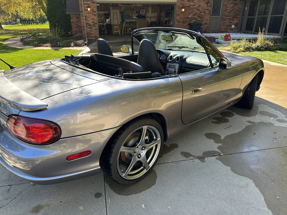 2004 Mazda NB Mazdaspeed MX-5 Miata - Image 17 of 31