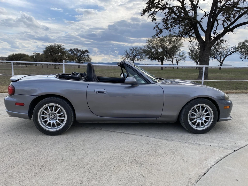 2004 Mazda NB Mazdaspeed MX-5 Miata - Image 2 of 31