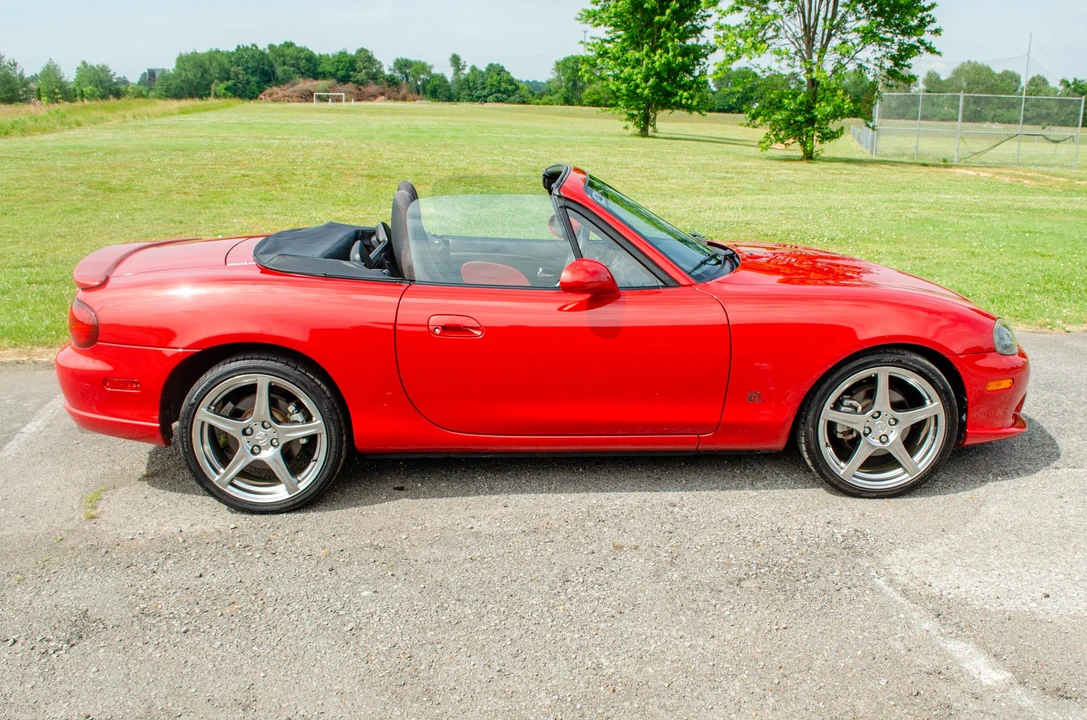 2004 Mazda NB Mazdaspeed MX-5 Miata - Image 19 of 31