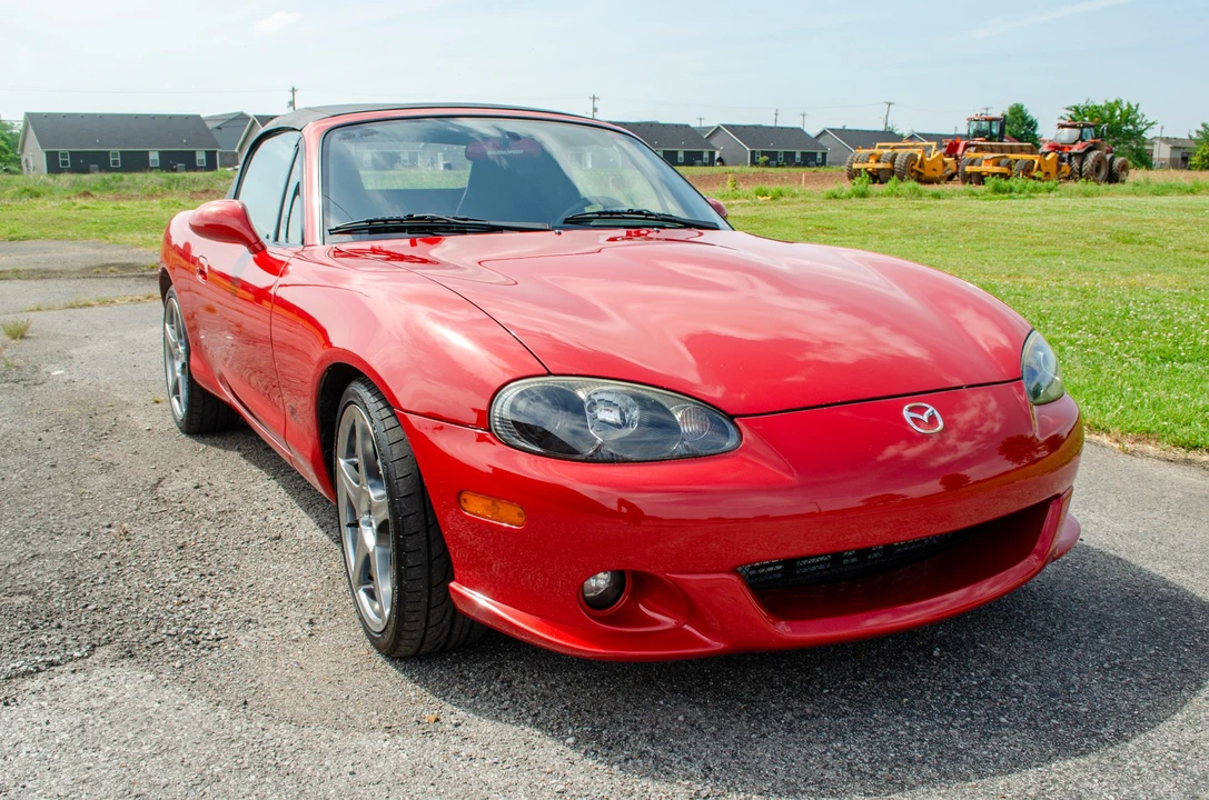 2004 Mazda NB Mazdaspeed MX-5 Miata - Image 4 of 31