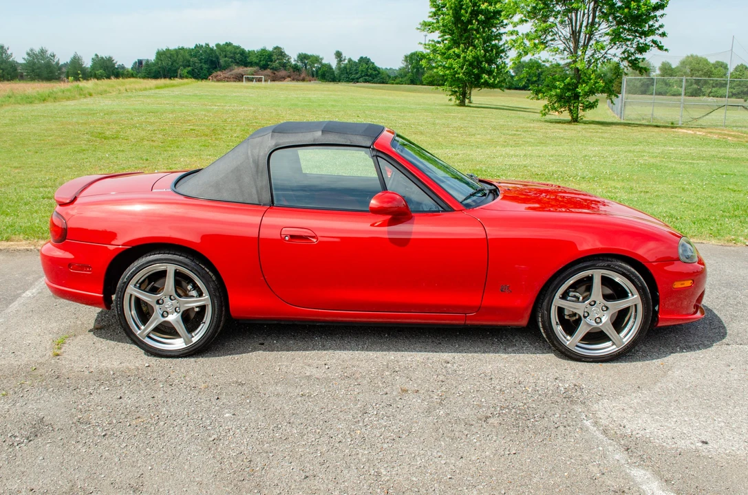 2004 Mazda NB Mazdaspeed MX-5 Miata - Image 13 of 31