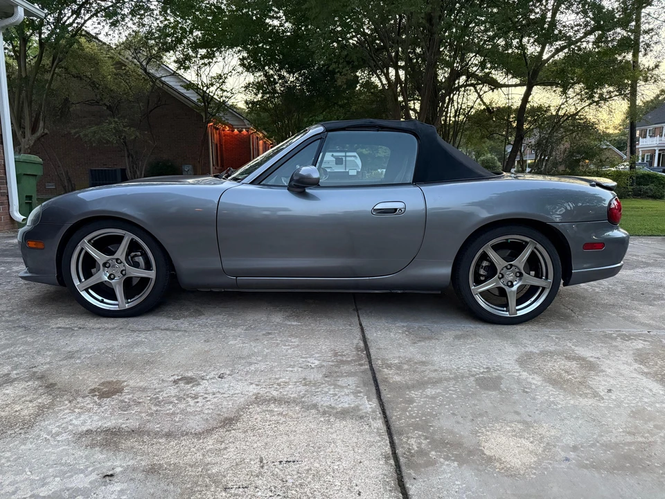 2004 Mazda NB Mazdaspeed MX-5 Miata - Image 8 of 31