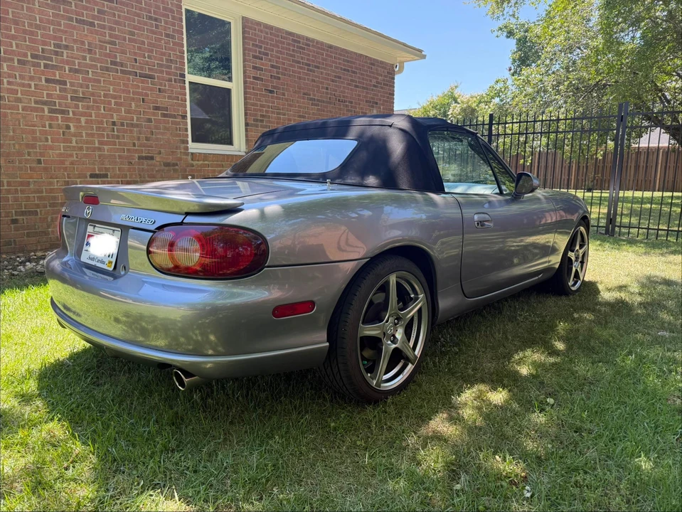 2004 Mazda NB Mazdaspeed MX-5 Miata - Image 13 of 31
