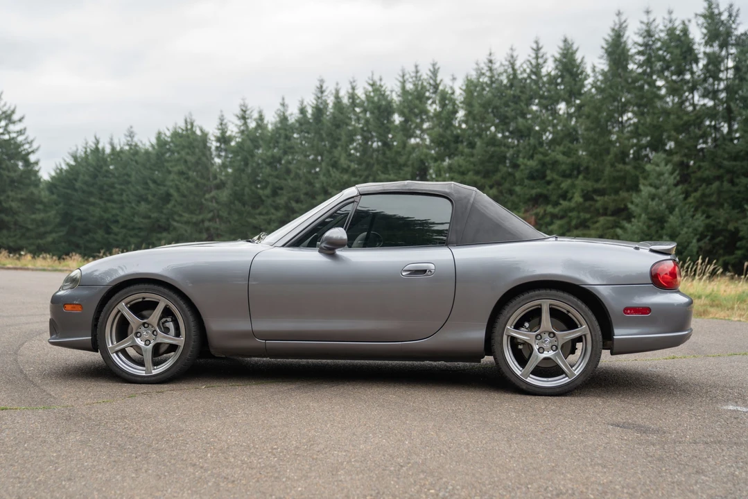 2004 Mazda NB Mazdaspeed MX-5 Miata - Image 18 of 31