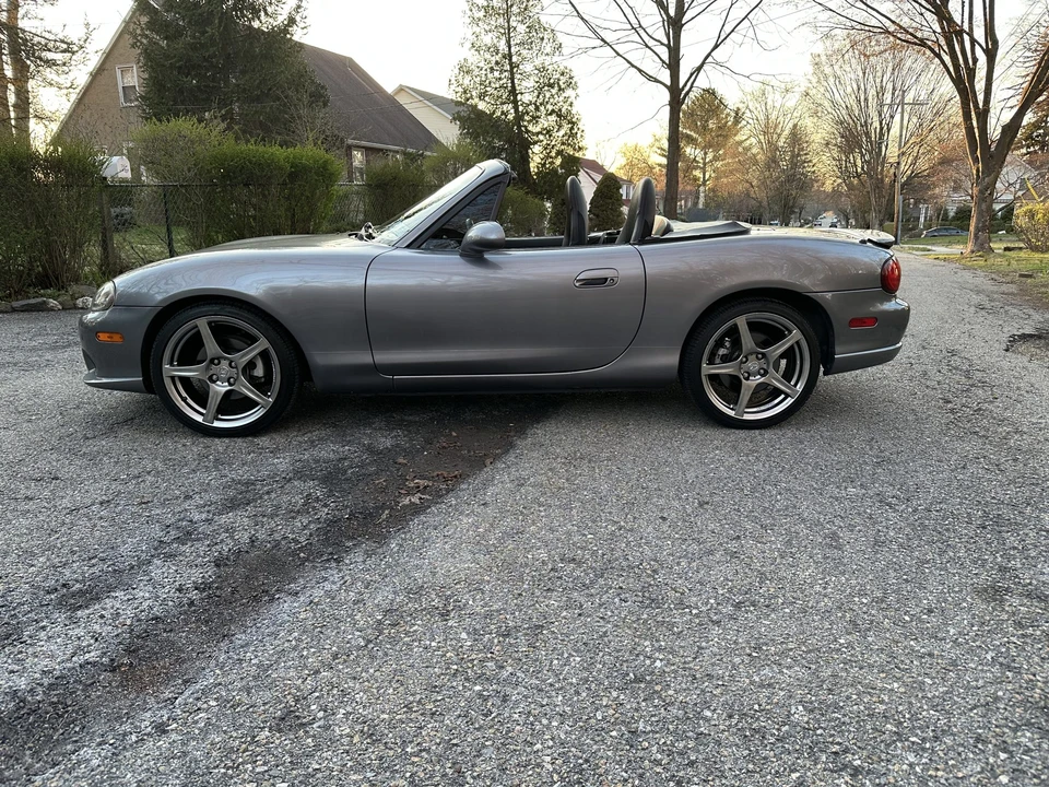 2004 Mazda NB Mazdaspeed MX-5 Miata - Image 19 of 31