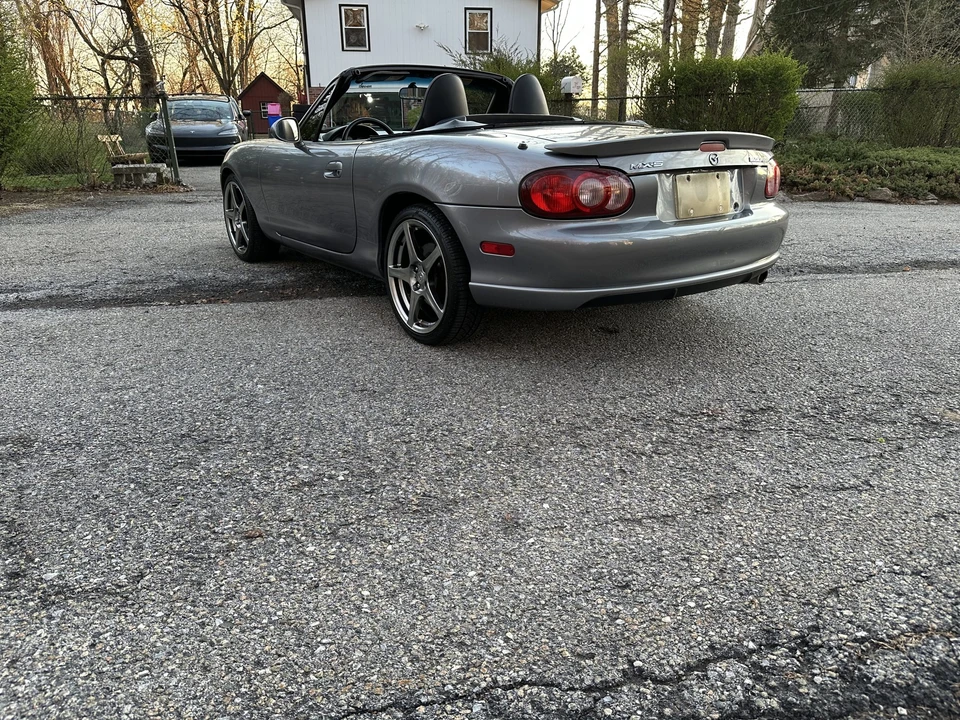 2004 Mazda NB Mazdaspeed MX-5 Miata - Image 16 of 31