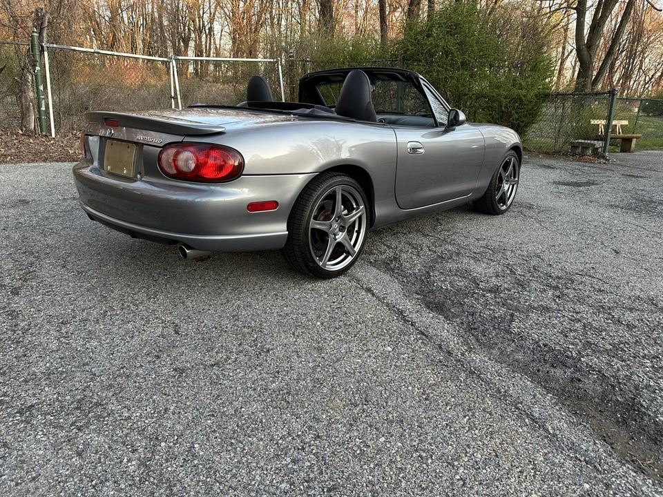 2004 Mazda NB Mazdaspeed MX-5 Miata - Image 11 of 31