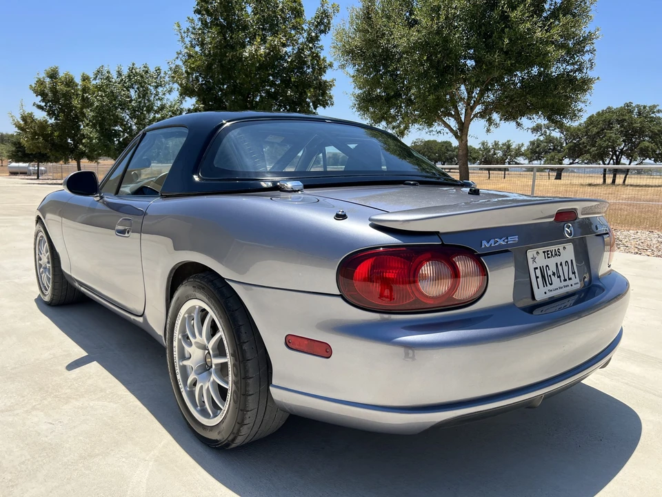 2004 Mazda NB Mazdaspeed MX-5 Miata - Image 9 of 31